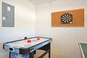 Casa Dilaura 4 Bedroom Home by RedAwning