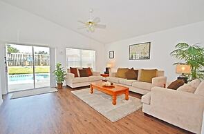 Bloomingdale Villa 4 Bedroom Home by RedAwning