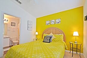 Bloomingdale Villa 4 Bedroom Home by RedAwning