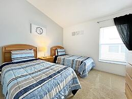 Bloomingdale Villa 4 Bedroom Home by RedAwning