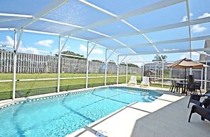 Bloomingdale Villa 4 Bedroom Home by RedAwning