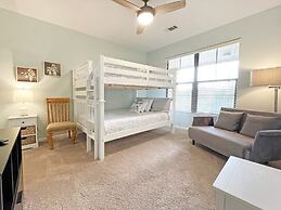 Lullaby Loft 3 Bedroom Condo by Redawning