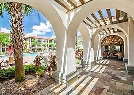 Lullaby Loft 3 Bedroom Condo by RedAwning