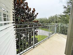 Lullaby Loft 3 Bedroom Condo by RedAwning