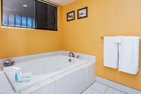 Big Island Waikoloa Fairways by Coldwell Banker Island Vacations