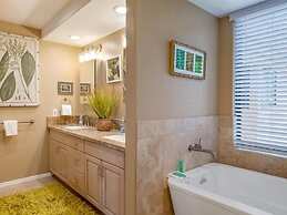 Big Island Waikoloa Fairways by Coldwell Banker Island Vacations