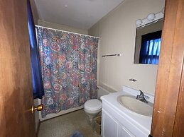 Hatteras Beachhouse 3 Bedroom Cottage by Redawning