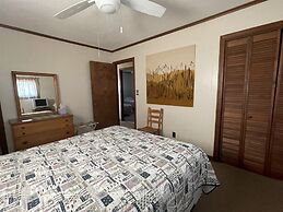 Hatteras Beachhouse 3 Bedroom Cottage by Redawning