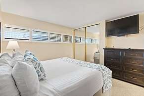 Sugar Beach Resort, #130 1 Bedroom Condo by RedAwning