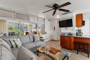 Kamaole Nalu, #303 2 Bedroom Condo by RedAwning