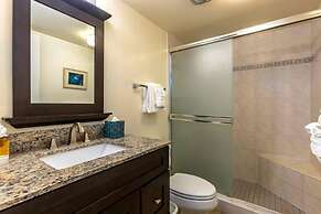 Kihei Surfside, #311 1 Bedroom Condo by RedAwning