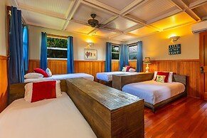 Halama Hale Private Home 4 Bedroom Home