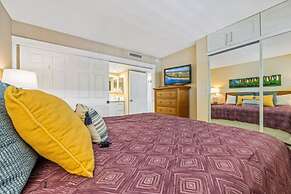 Sugar Beach Resort, #125 1 Bedroom Condo by RedAwning