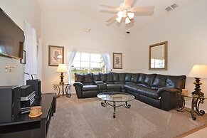 Sweet Magnolia 4 Bedroom Home by RedAwning