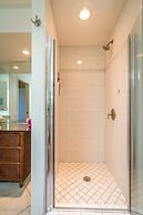 Wailea Ekolu Two Bedrooms by Coldwell Banker Island Vacations