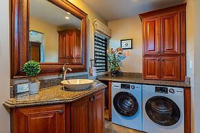 Wailea Ekolu Two Bedrooms by Coldwell Banker Island Vacations