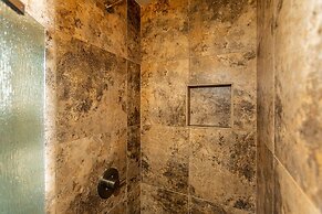 Wailea Ekolu Two Bedrooms by Coldwell Banker Island Vacations