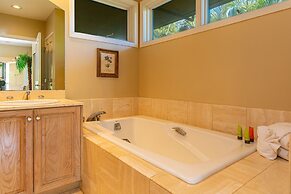 Makena Surf by Coldwell Banker Island Vacations