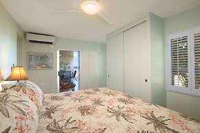 Royal Mauian, #202 3 Bedroom Condo by RedAwning