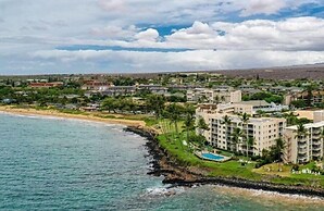 Royal Mauian, #202 3 Bedroom Condo by RedAwning