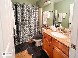 4 - Bed home, w/ Cali King Bed - 12 mins. to DTWN