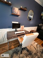 4 - Bed home, w/ Cali King Bed - 12 mins. to DTWN