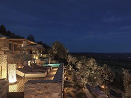 Peliva Nature Suites Complex