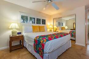 Kihei Beach, #107 1 Bedroom Condo by RedAwning