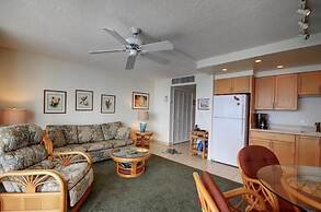 Kihei Beach, #405 1 Bedroom Condo by RedAwning
