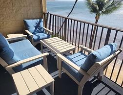 Kihei Beach, #509 2 Bedroom Condo by RedAwning