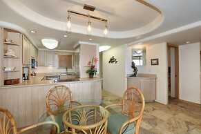 Kihei Beach, #509 2 Bedroom Condo by RedAwning