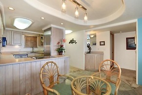 Kihei Beach, #509 2 Bedroom Condo by RedAwning