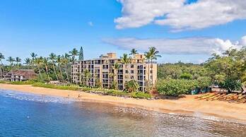 Kihei Beach, #509 2 Bedroom Condo by RedAwning