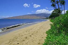 Kihei Beach, #409 2 Bedroom Condo by Redawning