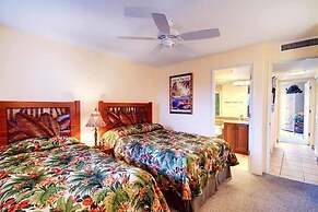 Kihei Beach, #409 2 Bedroom Condo by RedAwning