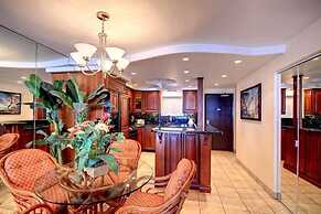 Kihei Beach, #409 2 Bedroom Condo by RedAwning