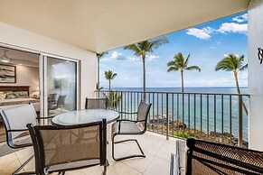 Royal Mauian, #517 2 Bedroom Condo by RedAwning