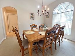 Dolcetto Den 4 Bedroom Home by RedAwning