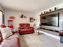 Windwood Villa 4 Bedroom Home by RedAwning