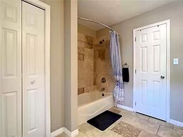 Windwood Villa 4 Bedroom Home by RedAwning