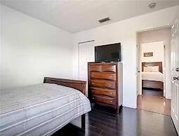 Windwood Villa 4 Bedroom Home by RedAwning