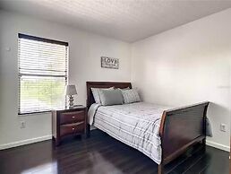 Windwood Villa 4 Bedroom Home by RedAwning