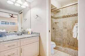 Sugar Beach Resort, #418 1 Bedroom Condo by RedAwning