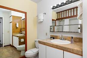 Big Island Fairway Terrace by Coldwell Banker Island Vacations