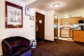 Mountain Green Condos at Killington by RedAwning