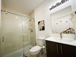 Green Luxurious 5BD Jungle House by FL Keys MIA