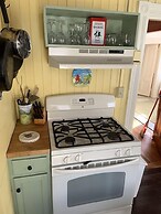 Cozy Cottage by the Sea - Y672 Brought to you by GetAway Vacations