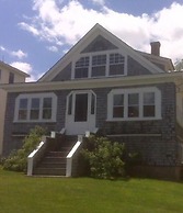 Cozy Cottage by the Sea - Y672 Brought to you by GetAway Vacations