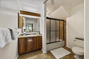 Big Island Kanaloa at Kona by Coldwell Banker Island Vacations