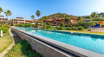 Condo 223 El Careyes Club & Residences